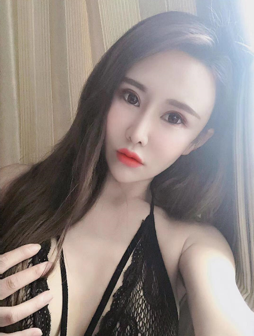 佛山超高颜值模特身材小姐姐